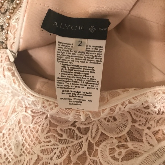 Size 2 formal dress - Picture 3 of 3